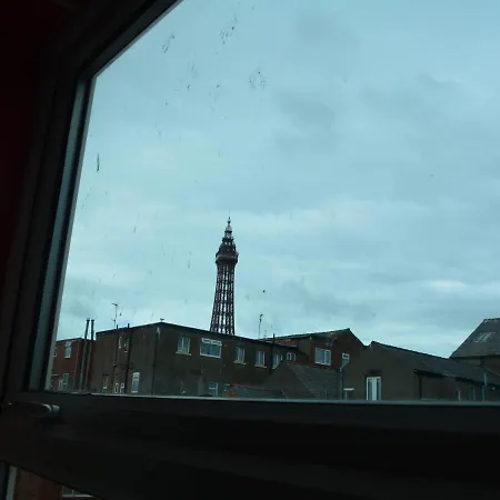 Blackpool Central Hotel 2*