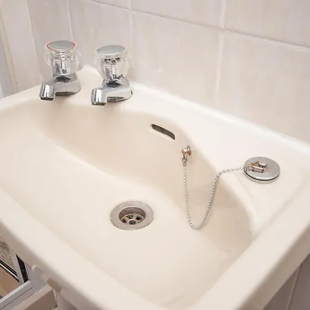 The Ferndale Bed & Breakfast Blackpool