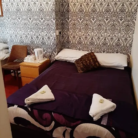 Lark 3* Blackpool