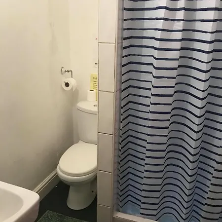 Lark Konukevi 3*