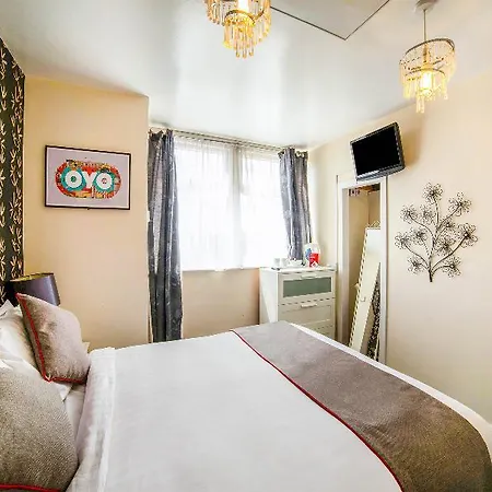 Bed & Breakfast Martells Blackpool