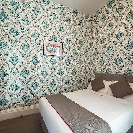 Martells Bed & Breakfast Blackpool