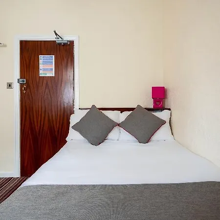 St Kildas, Hotel 3*