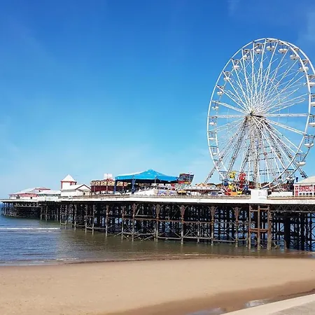 Blackpool Lodge