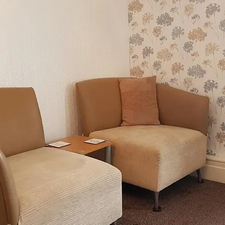 Blackpool Lodge Bed & Breakfast