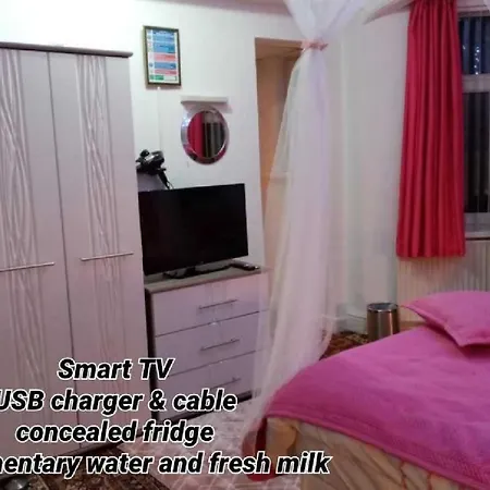 Affittacamere A&p At The Sheron House 4*