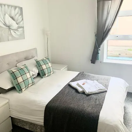 Sandford Promenade Hotel