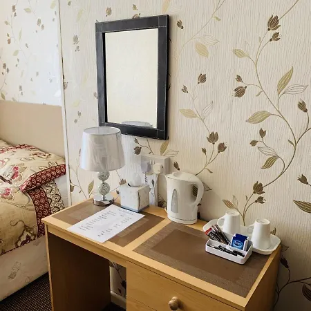 Bed & Breakfast The Waverley Blackpool