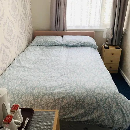 The Waverley Bed & Breakfast Blackpool