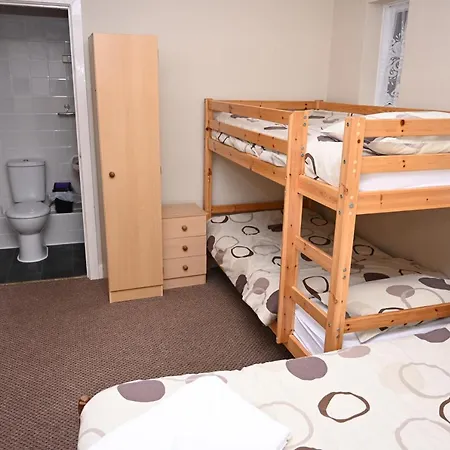 Hotel Newburn 3*