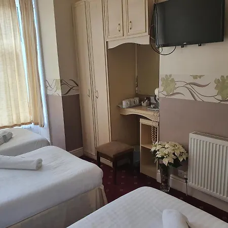 The Allendale 3* Blackpool