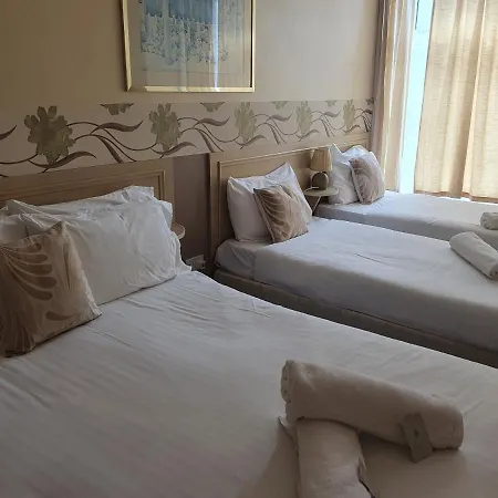 The Allendale 3* Blackpool