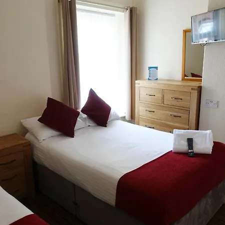 The Kings Cross 2* Blackpool