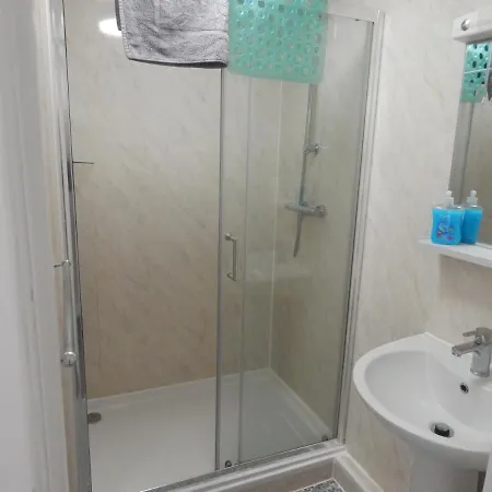 Llanryan Bed & Breakfast Blackpool