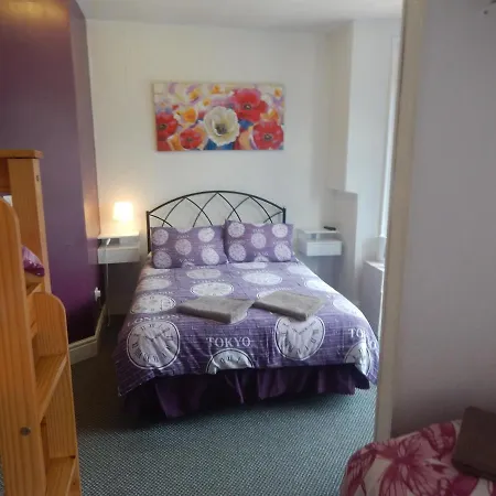 Llanryan Bed & Breakfast 3*