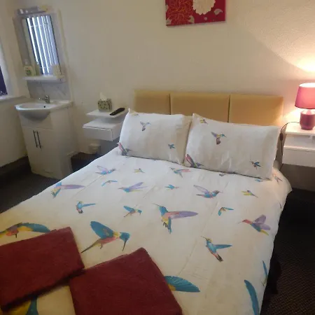 Bed & Breakfast Llanryan 3*