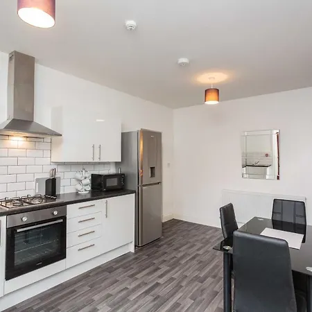 Cherry - Plum Apartment