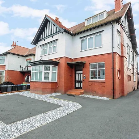 Cherry - Plum Apartment Blackpool