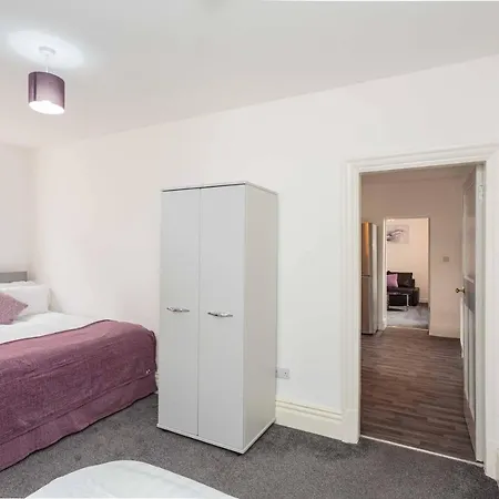 Cherry - Plum Apartment Blackpool
