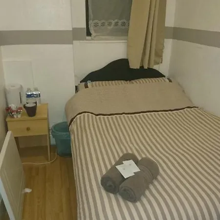 Pensionat Myroomz Orchid