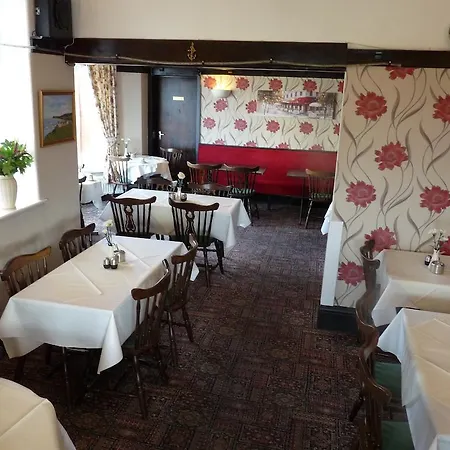 Guest house Moorings 3*