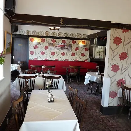 Moorings Guest house 3*