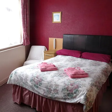 Guest house Moorings 3*