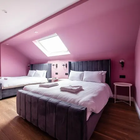 Hollywood Sasco Apartamento