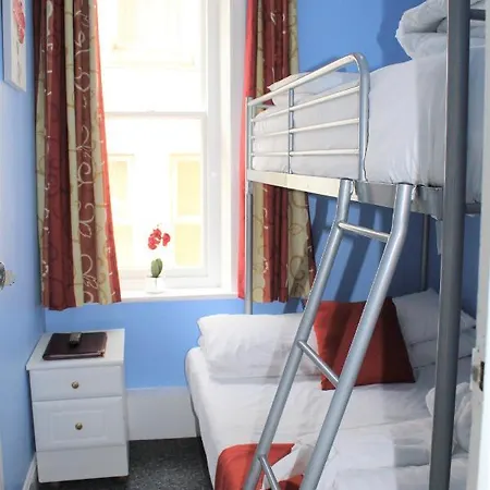 Backpackers & Hotel Blackpool