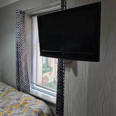 Crompton House 2* Blackpool