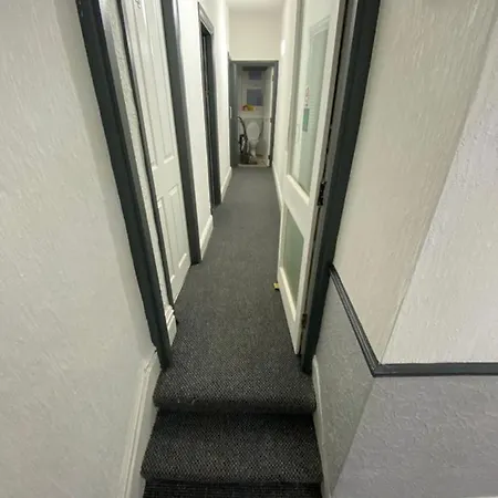 The Honley Otel