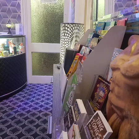 A&p At The Sheron House ゲストハウス ブラックプール