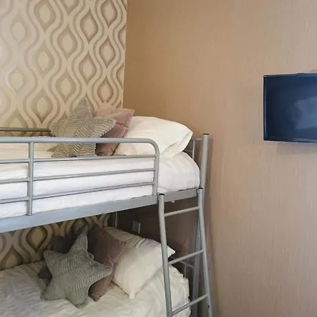 The Trafalgar Guest house 3*