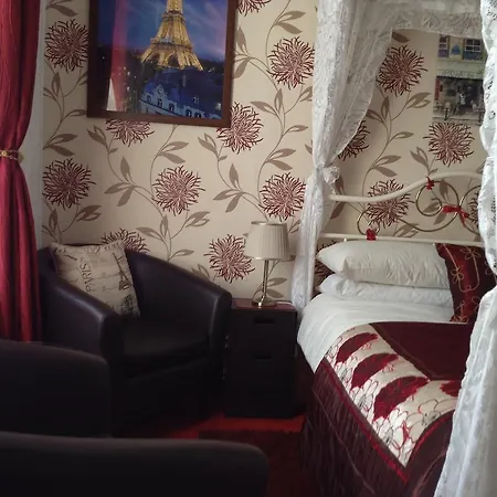 Hornby Villa- 4star B&b-couples & Families Only Guest house 4*