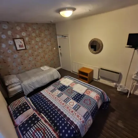 Hotel Mchalls (adults Only)