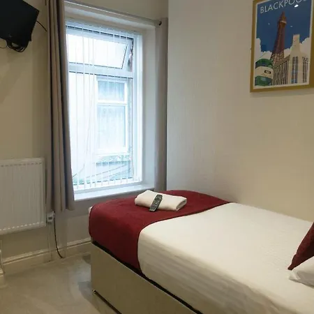 The Kings Cross Hotel Blackpool