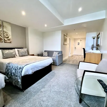 Royal Seabank Hotel 3*