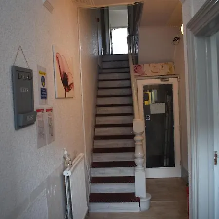 Myroomz Orchid Blackpool