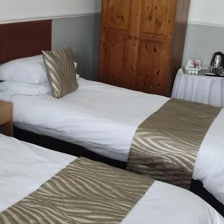 Гостевой дом Tuxford House 2*