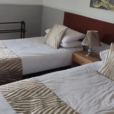 Tuxford House 2* Blackpool