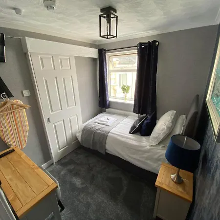 Delovely Bed & Breakfast