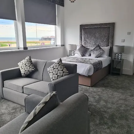 Royal Seabank Hotel
