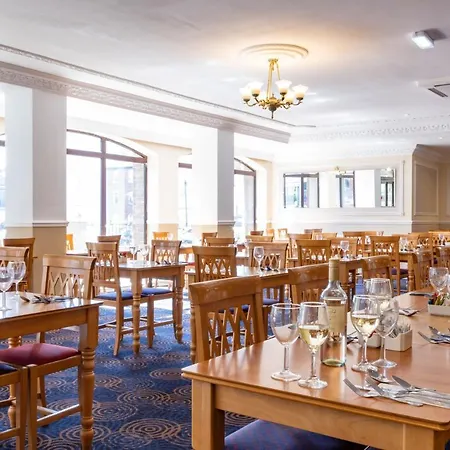 The Caledonian Tower 3*