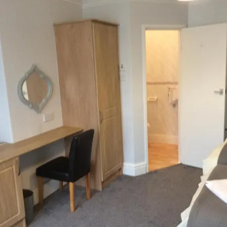 Beaucliffe Continental Guest house *