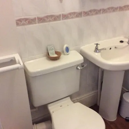 Beaucliffe Continental Guest house Blackpool