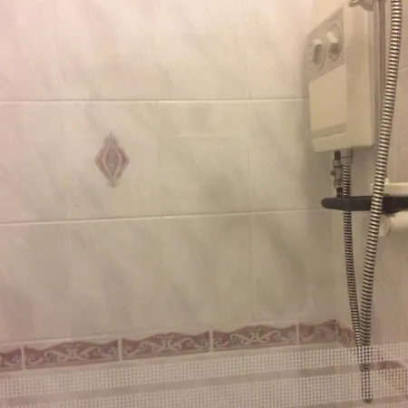 Beaucliffe Continental Guest house