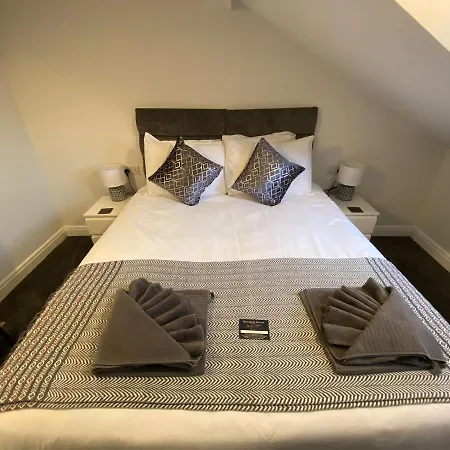 아파트 Kings Court Modern Aparthotel, Town Centre - Collection