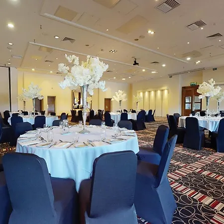 Village 4* Blackpool