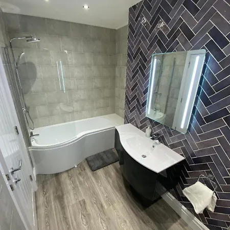 Edward Place Luxury Hot Tub Apartament Blackpool