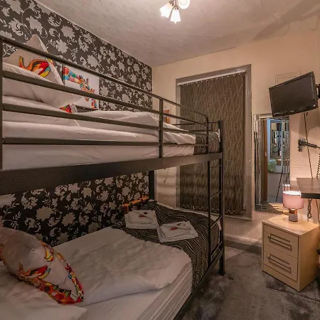 Manor House Bed & Breakfast Blackpool